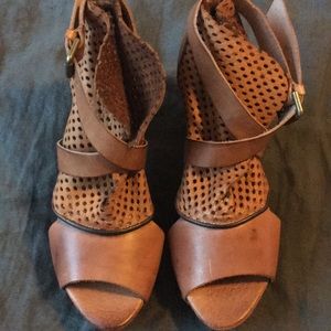 Free people drake camel heels